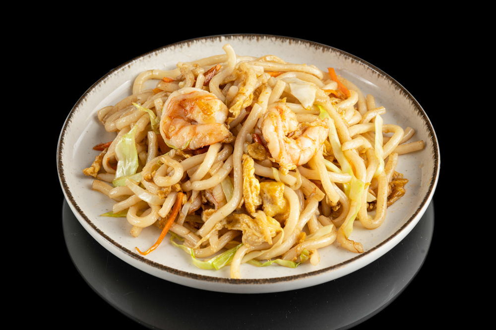 YAKI UDON CON GAMBA